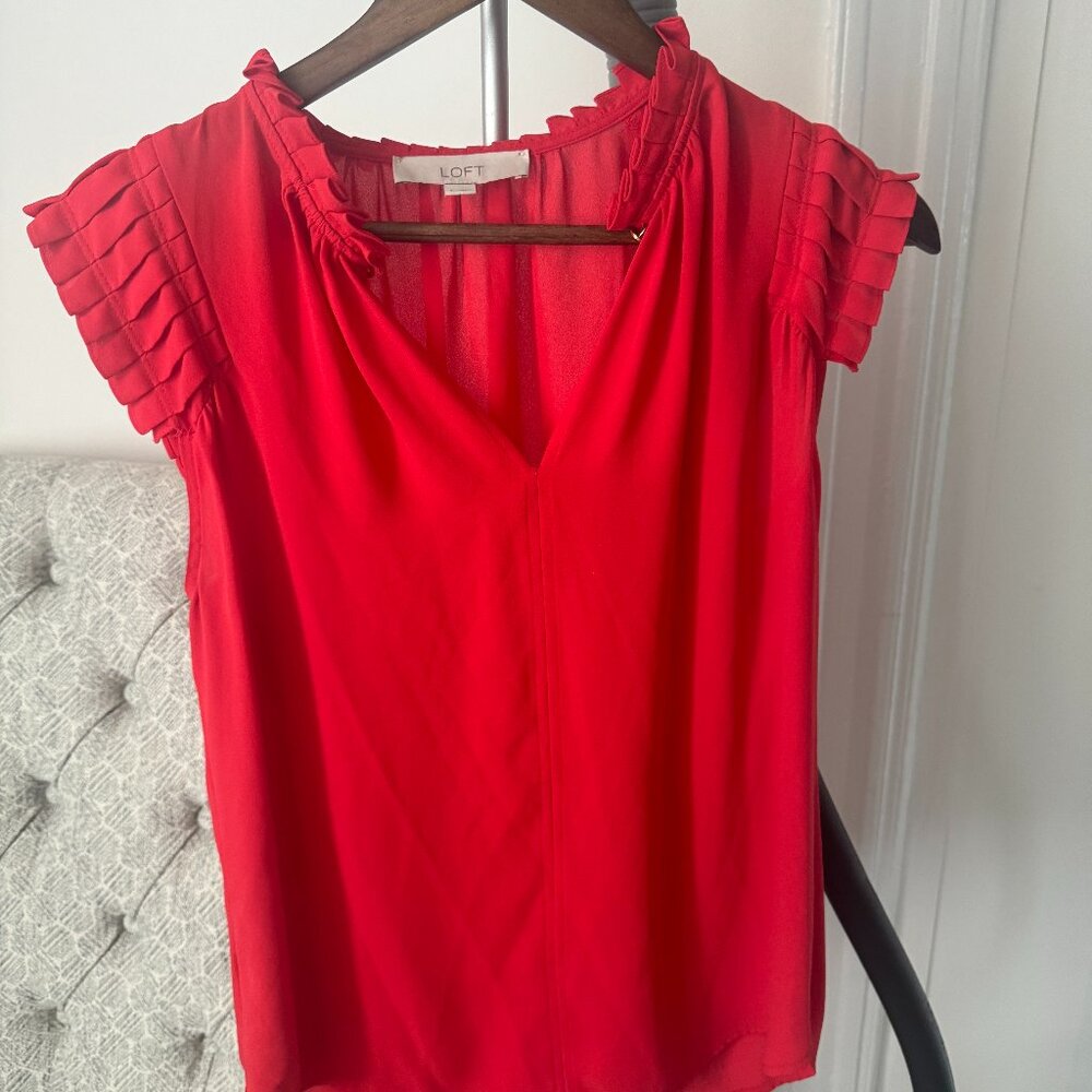 Beautiful Ann Taylor Red Blouse